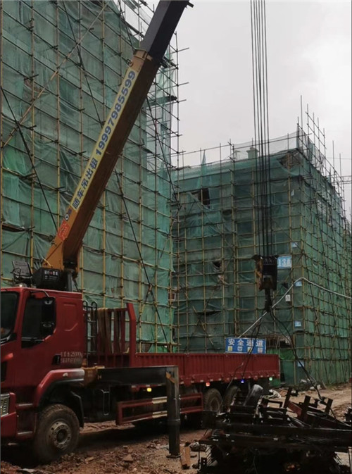 昌乐县“慢工细活”—— 吊车的 “微动控制” 技术